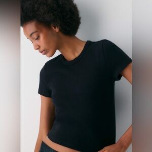 Aritzia Sunday Best BestHug Little Ribbed T-Shirt Black